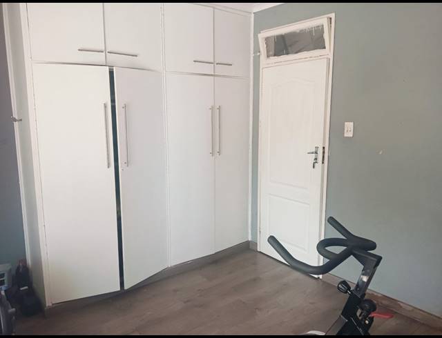 4 BEDROOM FREEHOLD FOR SALE IN KLIPPOORTJE